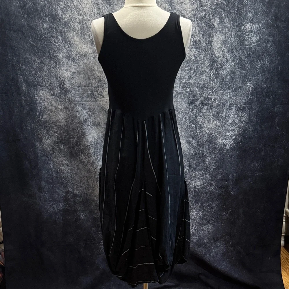 Inizio Black & White stripe Sleeveless Linen Midi Dress - Picture 4 of 6